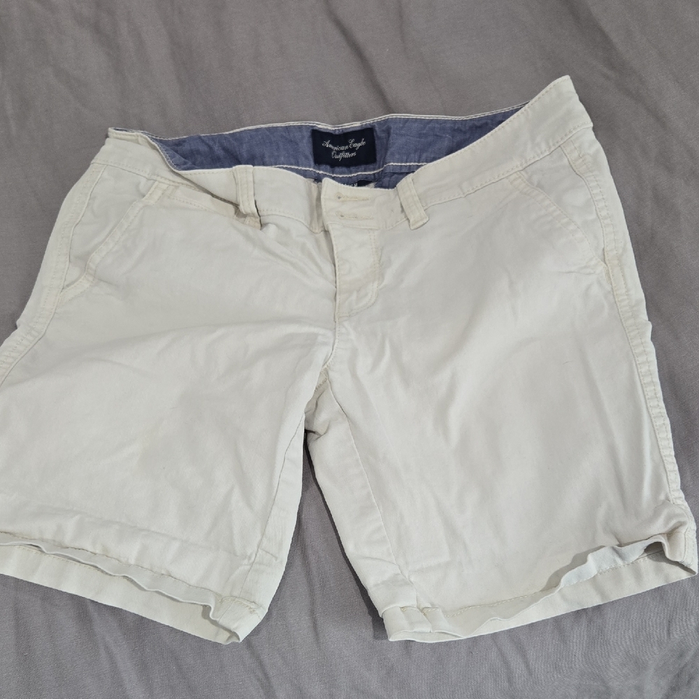 American Eagle Outfitters Men's Cream Shorts